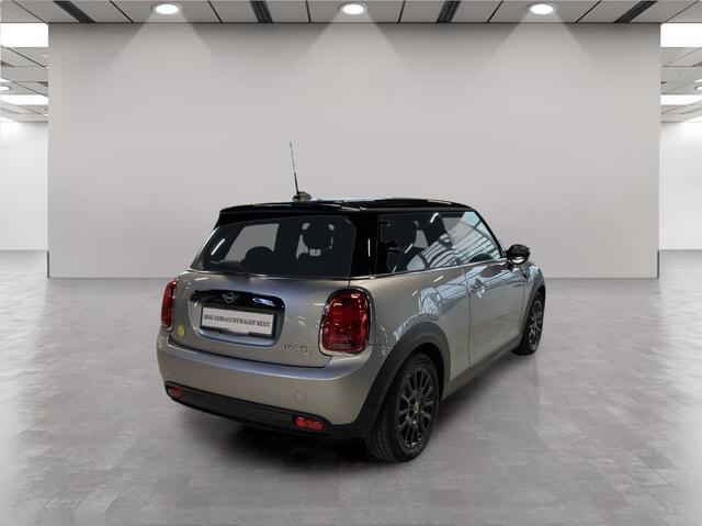 Mini Electric Cooper SE Classic Head-Up Harman/Kardon Panoramadak Leder Sportstoel Neem contact op en we maken een afspraak!