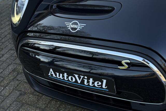 Mini Electric Mini Cooper SE | Panodak | Sportleder | Harman Kardon | Camera | Comfort Access