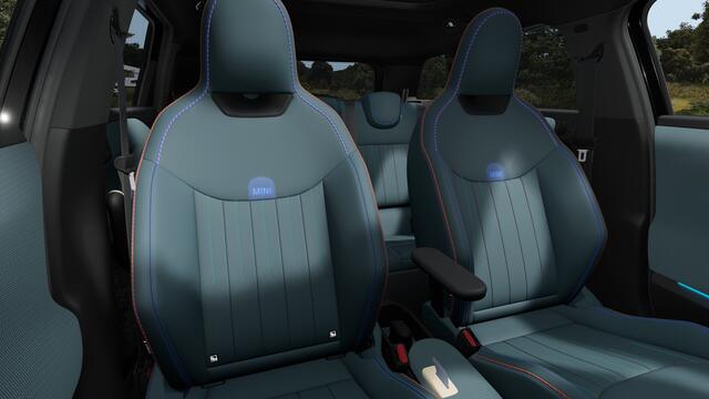 Mini Electric Mini Aceman SE Favoured M 54.2 kWh SEAF | Panoramadak | Stoelverwarming | Comfort Access