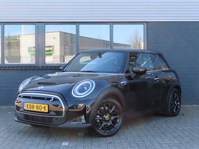 Mini Electric Mini Classic 33 kWh | lederen bekleding | camera | keyless entry |