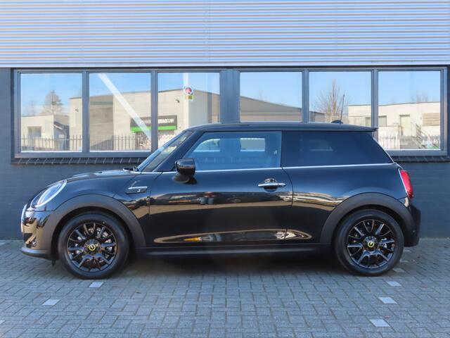 Mini Electric Mini Classic 33 kWh | lederen bekleding | camera | keyless entry |