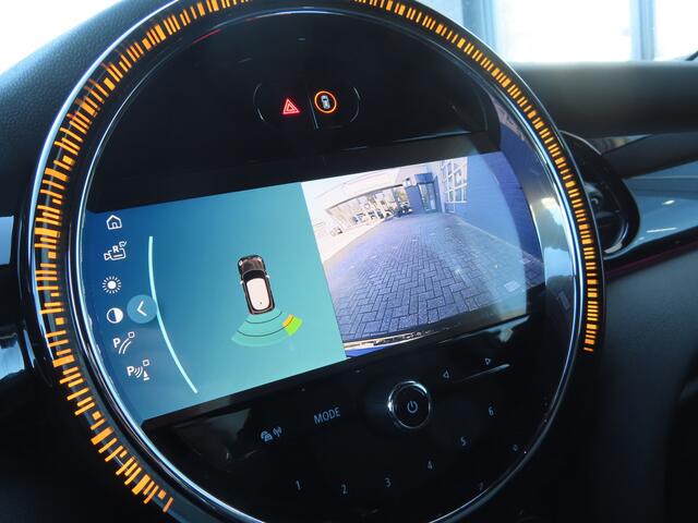 Mini Electric Mini Classic 33 kWh | lederen bekleding | camera | keyless entry |