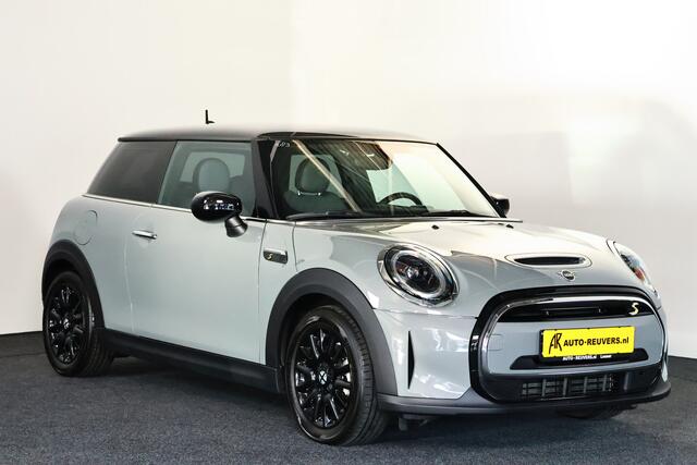 Mini Electric Mini MINI Electric 33 kWh / LED / Navigatie / CarPlay / Stoelverwarming