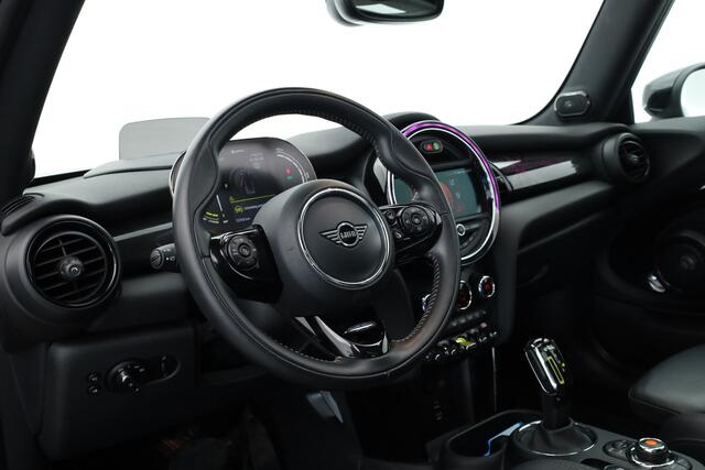 Mini Electric Mini Cooper S Yours 33 kWh | Rijklaar! | S/K-dak | HUD | Harman/Kardon | Leder | Camera+PDC | Nav+CarPlay | Stoelverw. | Dig. Cockpit | Led | ACC V