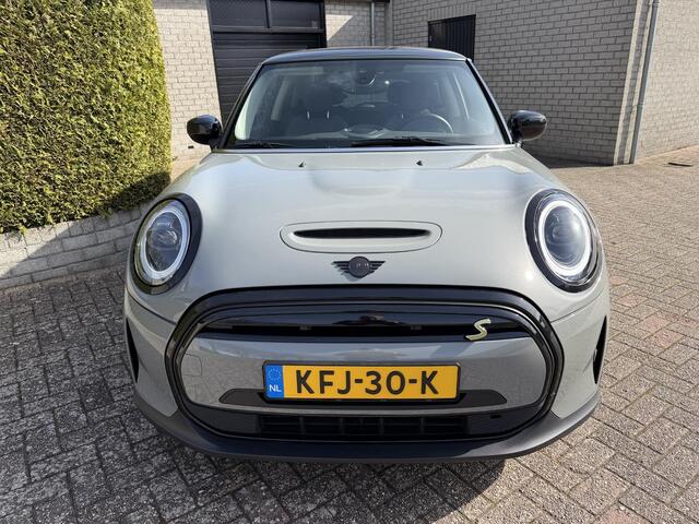 Mini Electric Mini / Navi / Carplay / Cruise /LED Classic 33 kWh