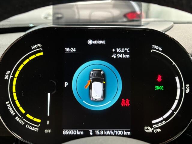 Mini Electric Mini Classic 33 kWh | Panoramadak | Driving Assistant Plus | Apple Carplay | Stuurwielverwarming | NL auto | 1e eigenaar |