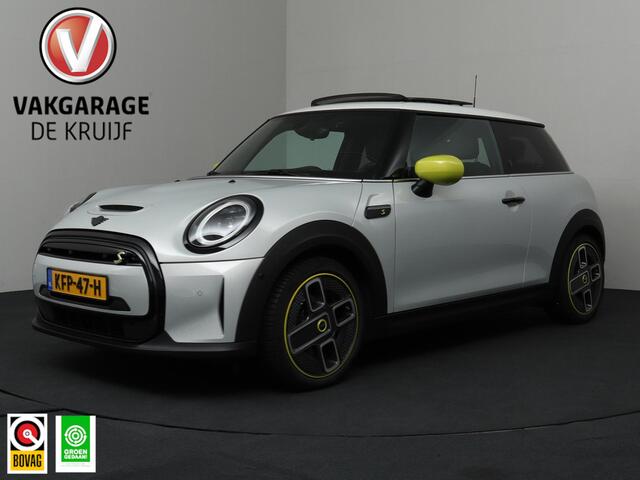 Mini Electric Mini MINI Yours 33 kWh | SoH 95,9% | 3 fase | Camera | Cruise Control | Panoramadak!