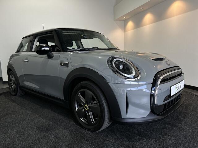 Mini Electric Mini Essential 33 kWh Navigatie | LED | Autom. airco