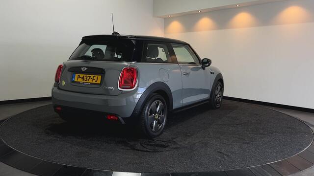 Mini Electric Mini Essential 33 kWh Navigatie | LED | Autom. airco