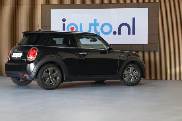 Mini Electric Mini Cooper SE 33 kWh LED/Airco/Navi Plus/Apple CarPlay/Sfeer/DAB/16"