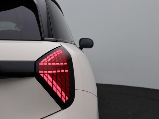 Mini Electric Cooper SE Paul Smith Edition + M Pakket