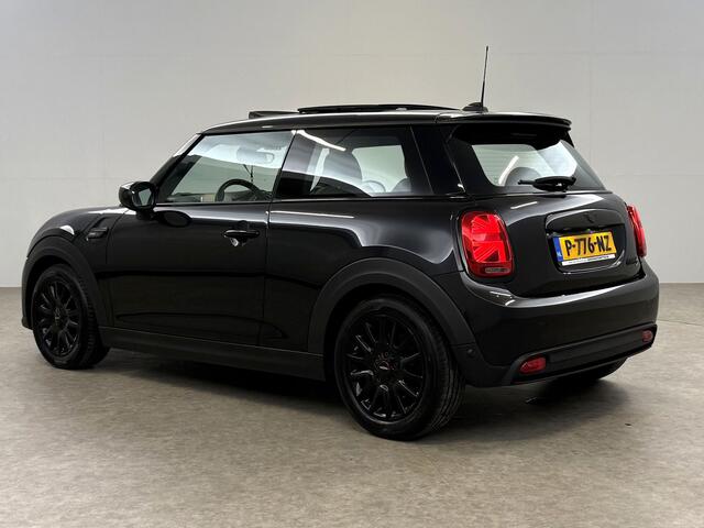 Mini Electric Cooper S Camden Plus Edition 33 kWh | Snelladen | SOH 92% | Pano | H/K | Sfeer | LED | Navi | Clima | NAP