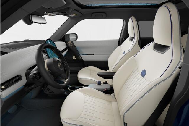 Mini Electric Cooper 3-deurs Cooper E Favoured L 40.7 kWh | 18 Inch Slide Spoke 2-tone | Opruimingsvoordeel