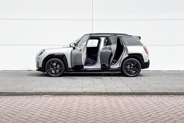 Mini Electric Aceman SE John Cooper Works M 54.2 kWh | 18 Inch John Cooper Works Slide Spoke black