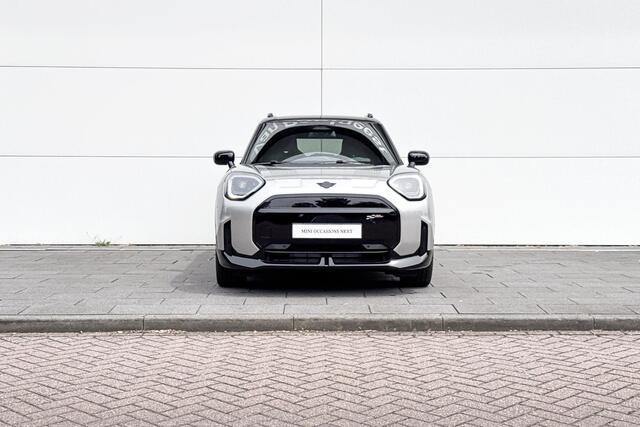 Mini Electric Aceman SE John Cooper Works M 54.2 kWh | 18 Inch John Cooper Works Slide Spoke black