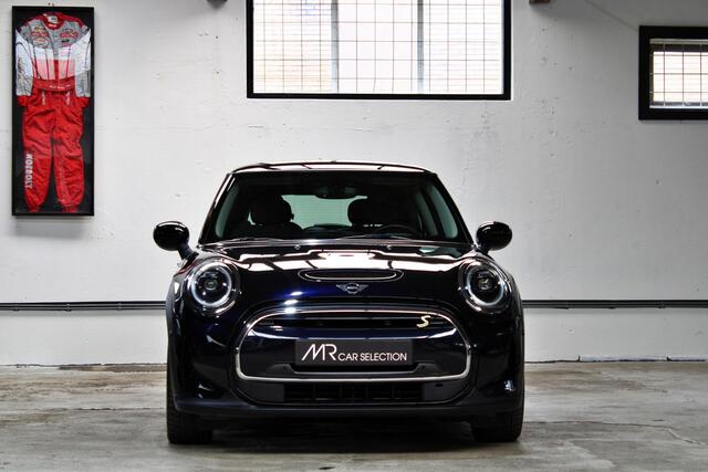 Mini Electric Resolute Edition 33 kWh | Parkeerassistent | Camera | Apple Carplay | Verwarmd stuur | SOH 98% | BTW |