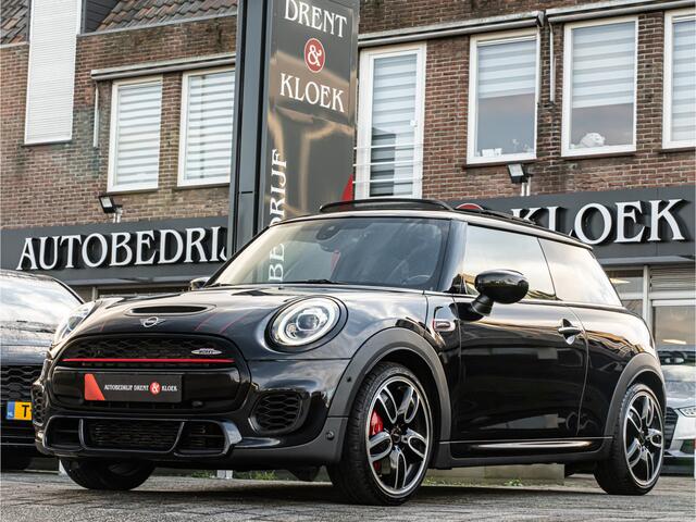 Mini John Cooper Works Mini 2.0 Chili ORG NL PANO HARMAN KARDON CAMERA LED ADAP CRUISE