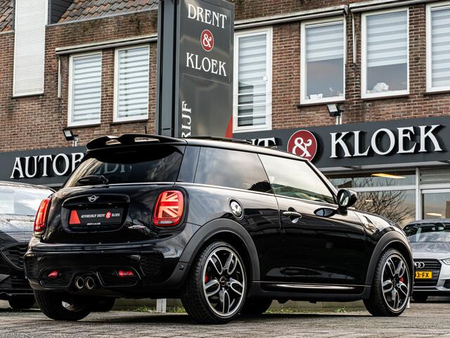 Mini John Cooper Works Mini 2.0 Chili ORG NL PANO HARMAN KARDON CAMERA LED ADAP CRUISE