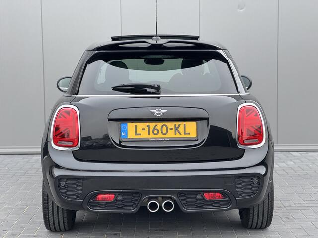 Mini John Cooper Works S 2.0 Chili JCW 5-deurs | Panorama | Harman Kardon | Keyless | John Cooper Works pakket