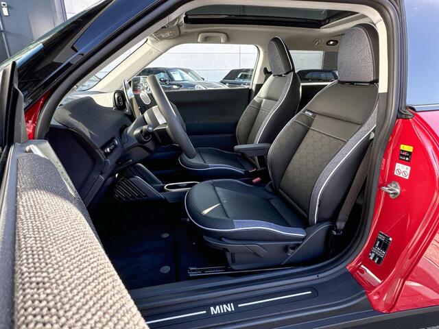 Mini John Cooper Works E Cooper M 40.7 kWh