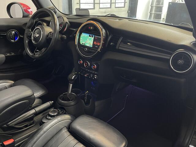 Mini John Cooper Works Mini Cabrio 2.0 Chili ? JCW ? Stoelverwarming ? Automaat ? Headup-Display ? HUD ? Adaptive Cruise Control ?