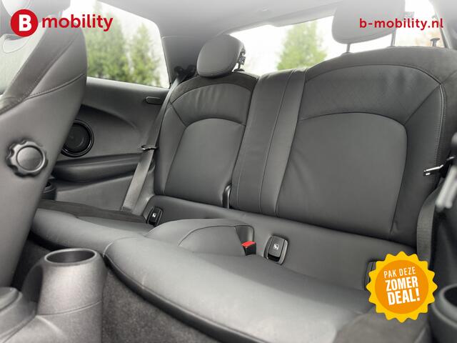 Mini John Cooper Works 2.0 Cooper 232PK JCW Pack Head-Up Display | Adaptive Cruise | Adaptief Onderstel | Stuur/Stoelverwarming | Comfort Access | Achteruitrijcamera