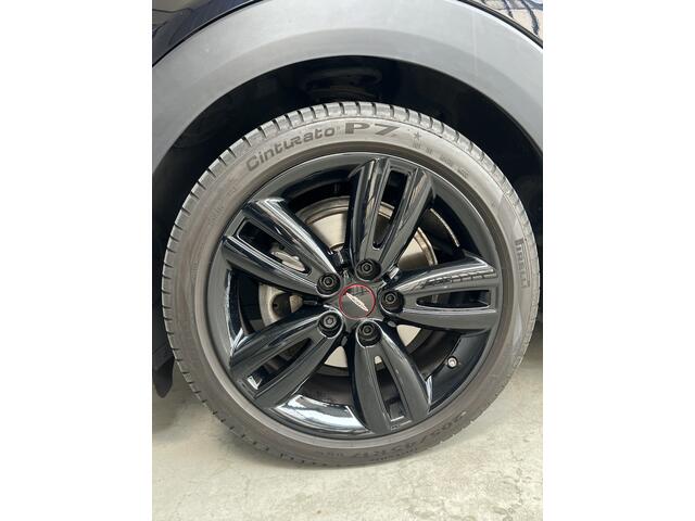 Mini John Cooper Works Mini 1.5 Dalston Edition | JCW PACK | LEDER | HARMAN/KARDON | CARPLAY/ANDROID | NAVI | CRUISE CONTROL | PDC V+A | CLIMATE CONTROL | LMV 17'' | STOELVERWARMING | KEYLESS | LED