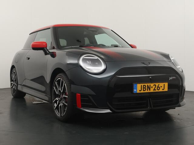 Mini John Cooper Works JCW L 54.2 kWh | Panoramadak | Stuur-stoelverwarming | Head-Up | Harman - Kardon |