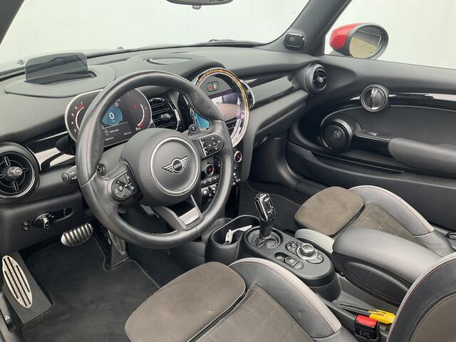Mini John Cooper Works Mini Cabrio 2.0 Incl.BTW Cabrio H/K Hud Adap.Cruise Stoelverw British-Racing Green!