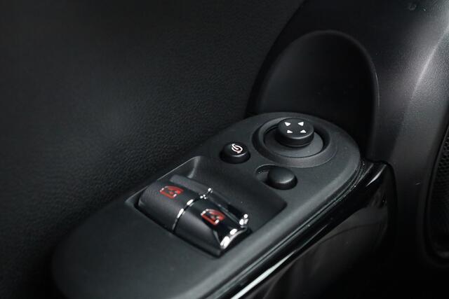 Mini John Cooper Works Mini 2.0 JCW Pack 230pk | Pano | HUD | Harman Kardon | Adapt. Cruise | Stoel- Stuurverw. | Camera