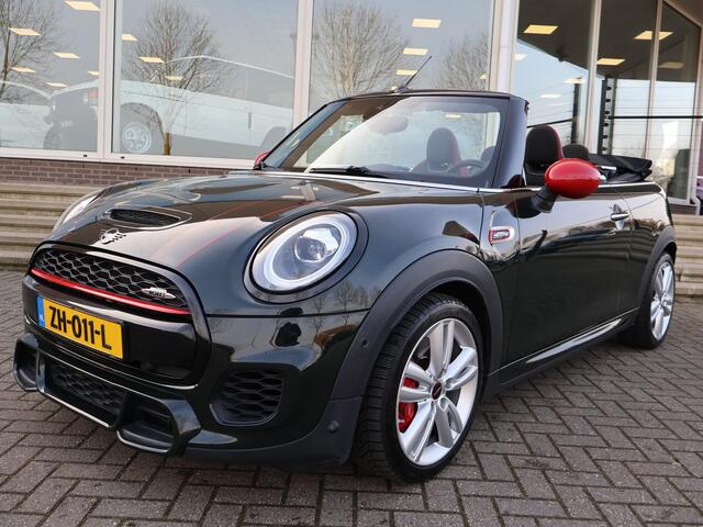 Mini John Cooper Works Mini Cabrio 2.0 JCW 231 PK REBEL GREEN | JCW STOELEN | ADAPTIVE CRUISE | ORIG. NL