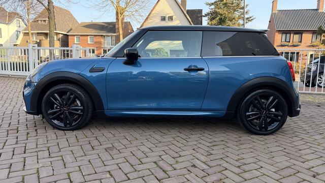 Mini John Cooper Works Mini 1.5 Cooper | Volledig MINI geserviced |