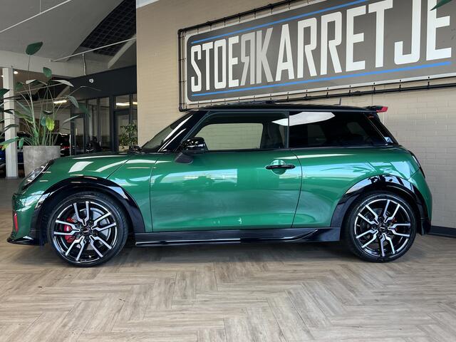 Mini John Cooper Works Mini 2.0 JCW 232PK XL Navi | H&K | HUD | Pano | Led | 360 | Keyless | Carplay | Fabrieksgarantie tot April 2028!