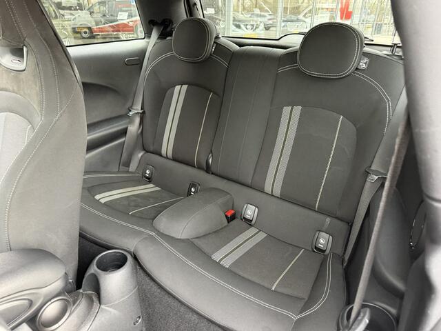 Mini John Cooper Works 1.5 Cooper | RIJKLAAR | JCW | Automaat!