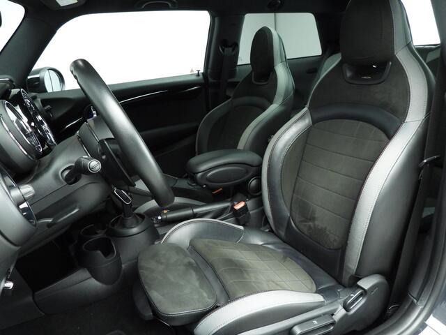 Mini John Cooper Works 3-deurs Aut. Chili + Panoramadak + Adaptief + Harman-Kardon