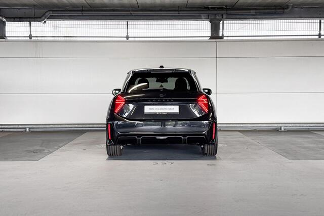 Mini John Cooper Works Mini E Cooper M 40.7 kWh