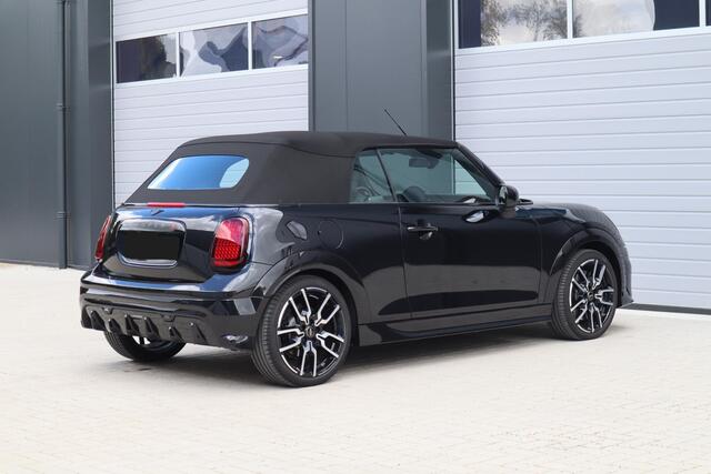 Mini John Cooper Works Cabrio S Cooper | In Mei beschikbaar !