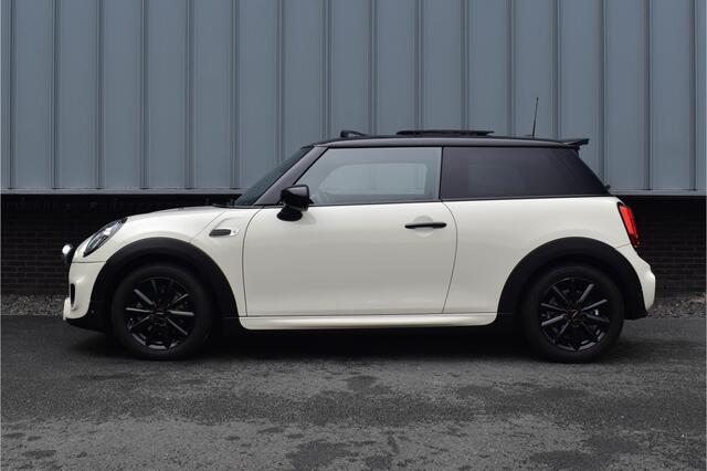 Mini John Cooper Works Mini 1.5 Cooper | Pano | Leder | Camera | Navi Prof | Carplay