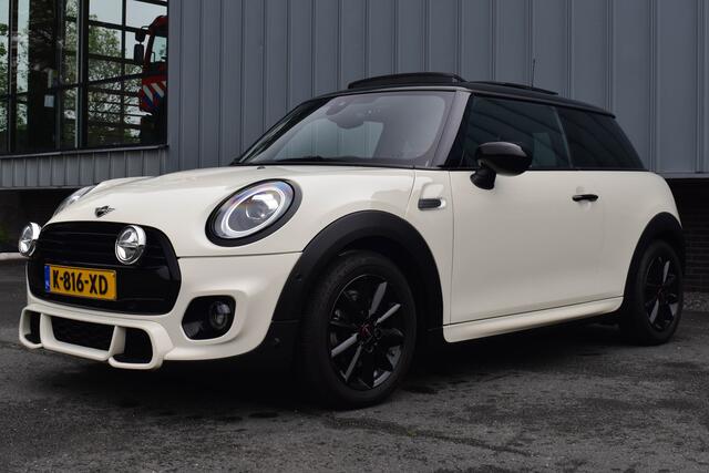 Mini John Cooper Works Mini 1.5 Cooper | Pano | Leder | Camera | Navi Prof | Carplay