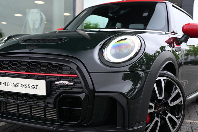Mini John Cooper Works Hatchback Automaat / Sportstoelen / Comfort Access / Stoelverwarming / Adaptieve LED / Head-Up / Cruise Control