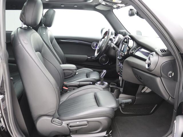 Mini John Cooper Works Mini 2.0 Chili 232PK / Panorama / Origineel NL