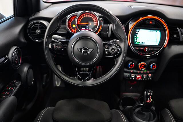 Mini John Cooper Works Mini 2.0 S JCW 192pk|5drs|Panodak|Sportstoelen|Carplay|LED|Navi