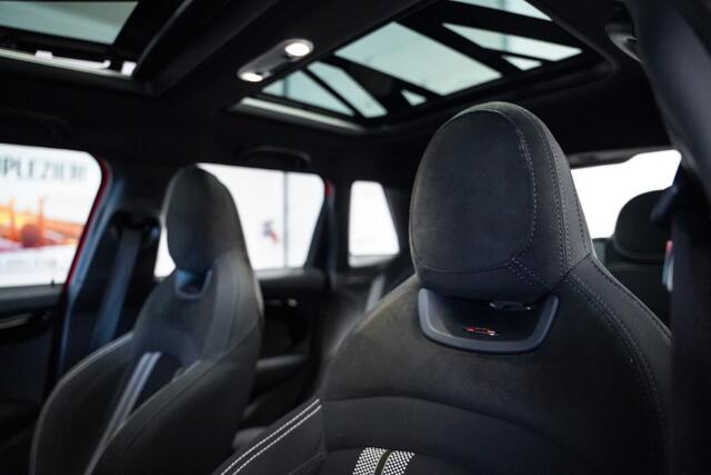 Mini John Cooper Works Mini 2.0 S JCW 192pk|5drs|Panodak|Sportstoelen|Carplay|LED|Navi