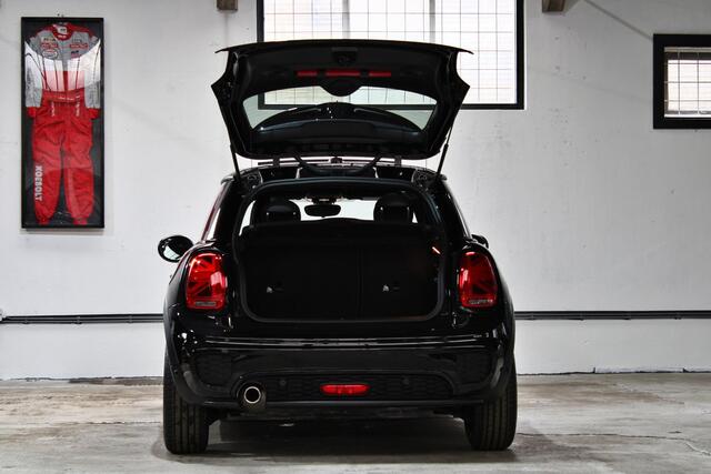 Mini John Cooper Works Mini 1.5 Cooper | Automaat | Dalston | Panoramadak | Harman Kardon | Parkeerassistent | NL auto | BTW |