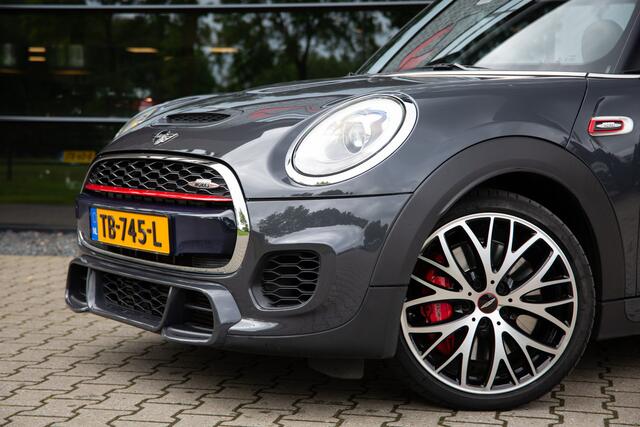 Mini John Cooper Works Mini Cabrio 2.0 Chili 232pk , Harman/Kardon, Keyless, Leder