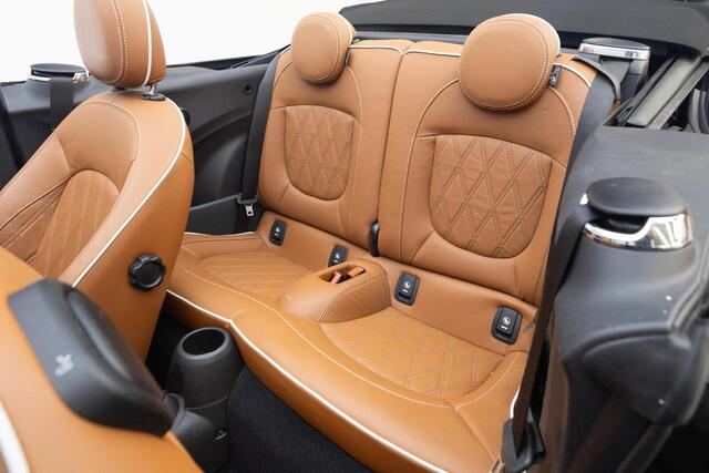 Mini John Cooper Works Cabrio 2.0 Chili | Camera | Dealer Onderhouden | Harman Kardon |