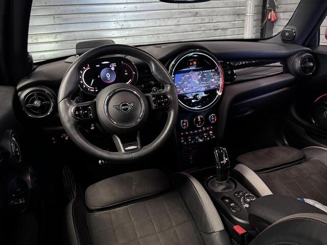 Mini John Cooper Works JCW 2.0 231pk | Full Option | Panodak | H&K | HUD | Black Pack |