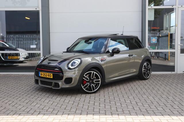 Mini John Cooper Works 2.0 JCW 231PK CHILI AUT/ORIG.NL/PANO/HK/A.CARPLAY/HEADUP/18