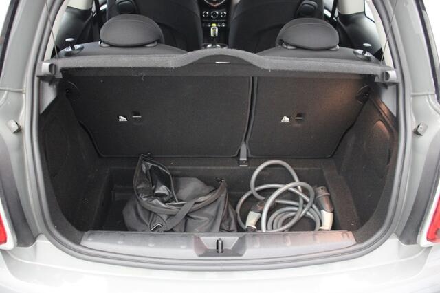 Mini MINI Charged 33 KWH - Navi, Clima, Cruise, SOH 95% GERESERVEERD
