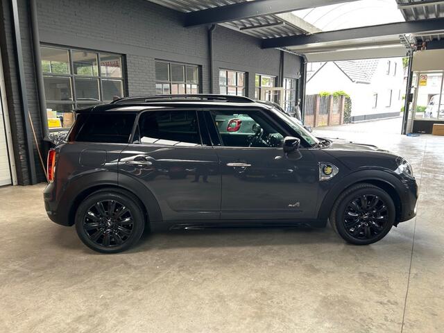 Mini MINI 2.0 Cooper SE ALL4 PEP. Leder / Camera / Pano / ad-cruise VOLLL
